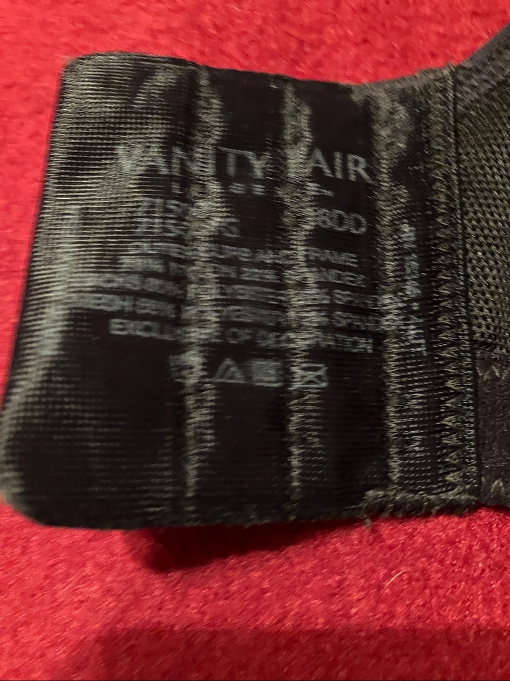 2 Vanity Fair Sports Bras Size 38 DD - Picture 2 of 15